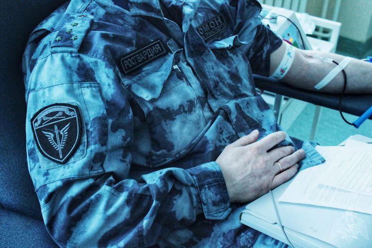 Более ста столичных росгвардейцев приняли участие в донорской акции «От сердца к сердцу»