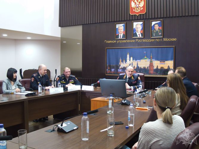 В преддверии 5-летия со дня образования ведомства в Главном управлении Росгвардии по г. Москве прошел брифинг для журналистов (фото, видео)