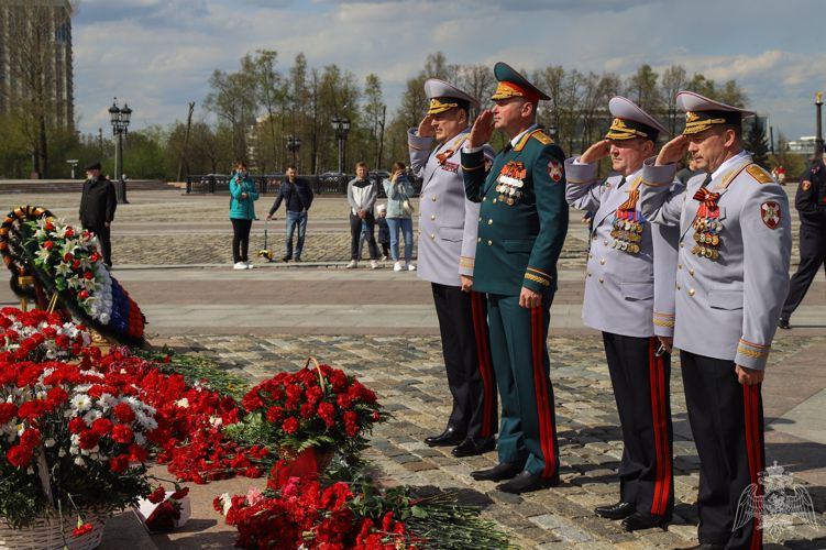 В Москве сотрудники Росгвардии провели памятные мероприятия, посвященные Дню Победы