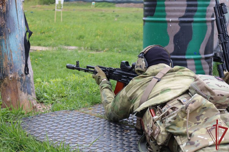 Офицеры СОБР «Столица» выполнили тактико-специальные учения в Подмосковье 