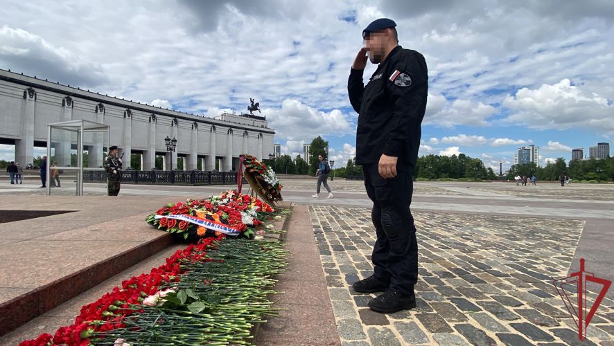 Мероприятия, посвященные Дню памяти и скорби, прошли в подразделениях столичного главка Росгвардии
