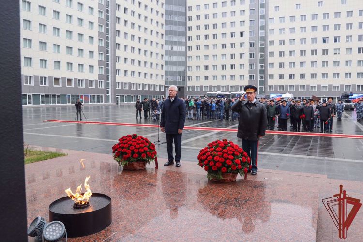 Генерал армии Виктор Золотов и Мэр Москвы Сергей Собянин поздравили сотрудников московского ОМОН «Авангард» Росгвардии с 35-летием