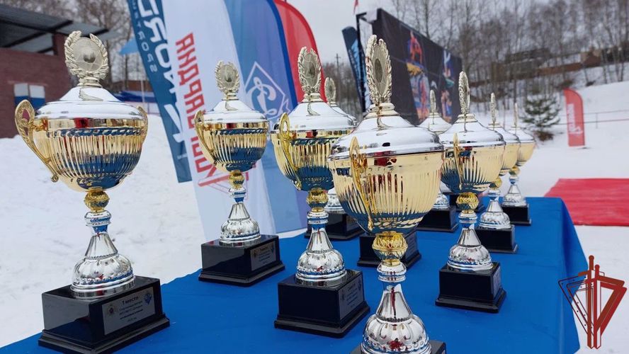 Команда столичного главка Росгвардии стала чемпионов в служебном двоеборье и лыжным гонкам