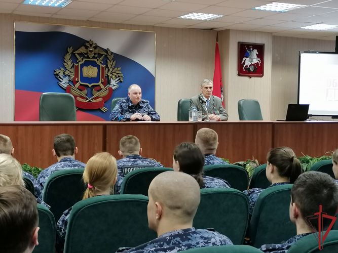 Росгвардейцы в Москве приняли участие в мероприятиях, посвященных 34-ой годовщине вывода советских войск из Афганистана