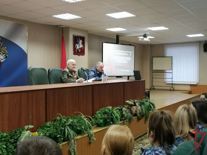 Лекцию ко дню победы в Сталинградской битве провели для столичных росгвардейцев
