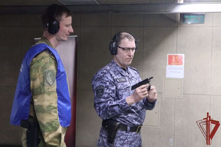 Команда столичного главка Росгвардии стала чемпионов в служебном двоеборье и лыжным гонкам