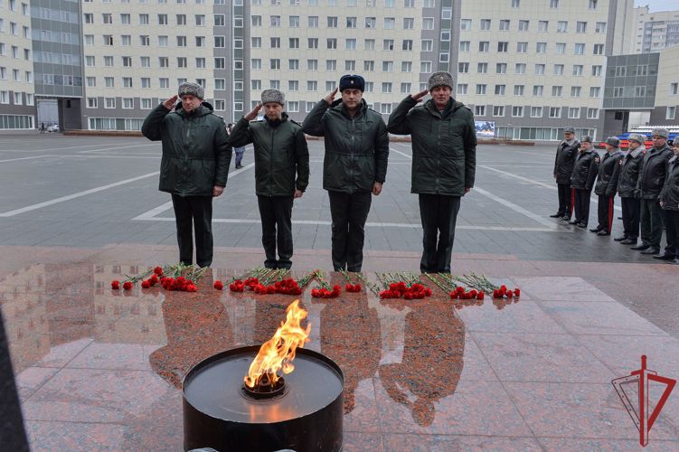 В столичном главке Росгвардии прошли торжественные мероприятия к 212-летию войск правопорядка
