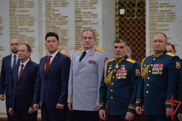 Мэр Москвы Сергей Собянин вручил благодарности сотрудникам  столичного главка Росгвардии 