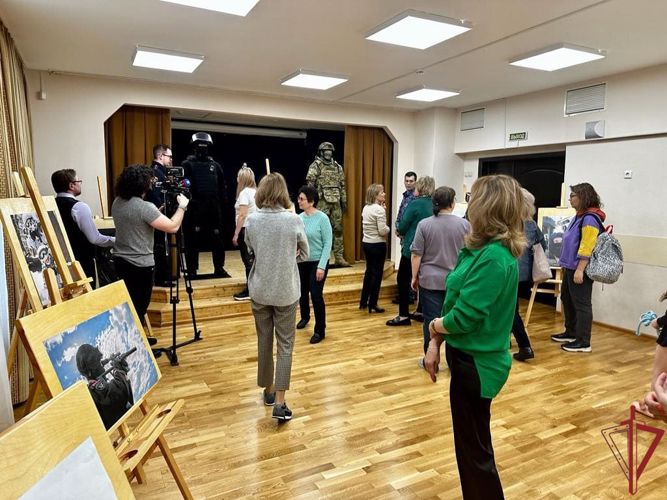 Фотовыставка «в объективе Росгвардии» прошла в Москве