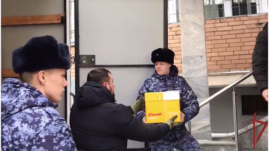 Cтоличные росгвардейцы приняли участие в гуманитарной миссии (ВИДЕО)