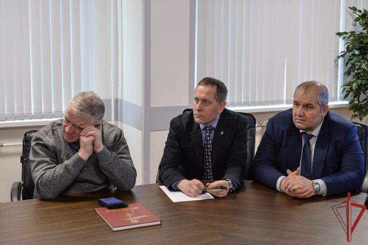 В столичном главке Росгвардии состоялся круглый стол с участием  ветеранов подразделений