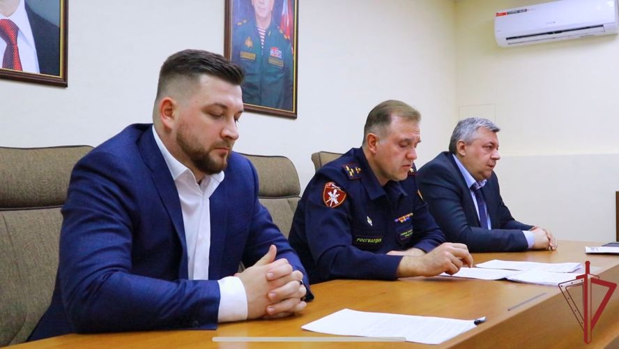 Росгвардия рекомендует минимизировать оборот оружия в период майских праздников на территории Москвы