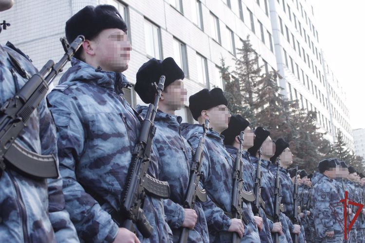 В Москве Росгвардейцы присягнули на верность России