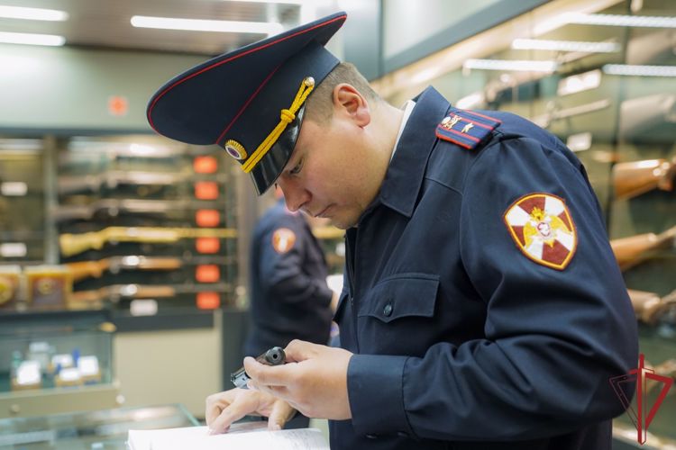 Более трёх тысяч нарушений законодательства в сфере оборота гражданского оружия выявила Росгвардия в Москве