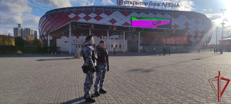 Росгвардия приняла участие в обеспечении правопорядка на футбольном матче в Москве