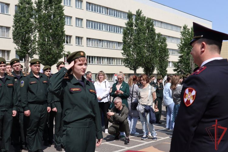 В столичном главке Росгвардии провели присягу курсантов