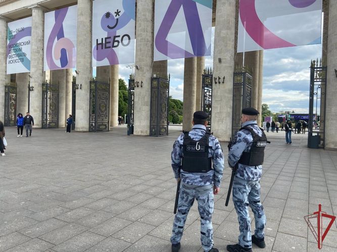 Росгвардия обеспечила безопасность во время проведения фестивалей «Красная площадь» и «Небо»
