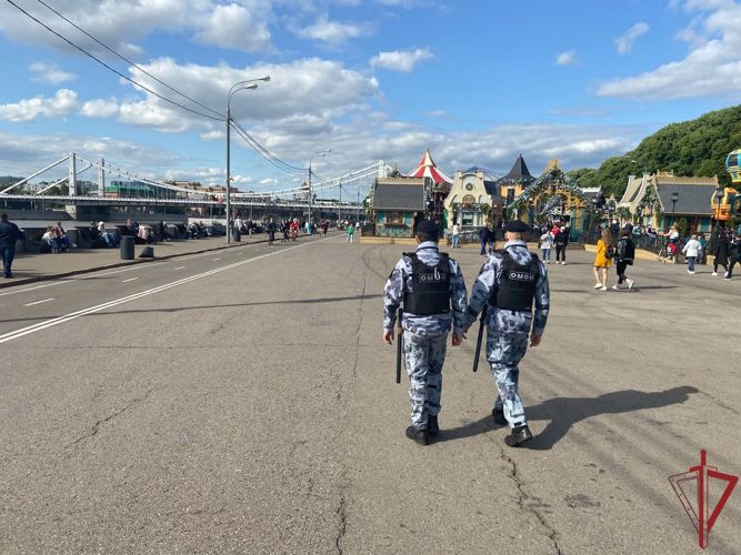 Росгвардия обеспечила безопасность во время проведения фестивалей «Красная площадь» и «Небо»