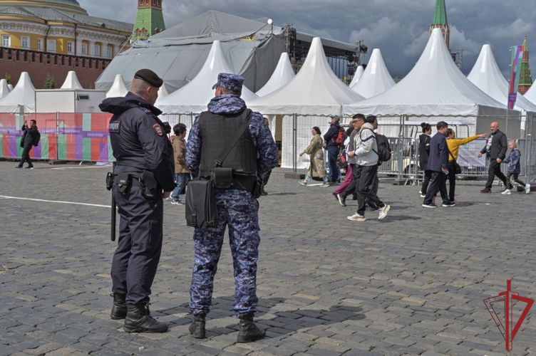 Росгвардия обеспечила безопасность во время проведения фестивалей «Красная площадь» и «Небо»