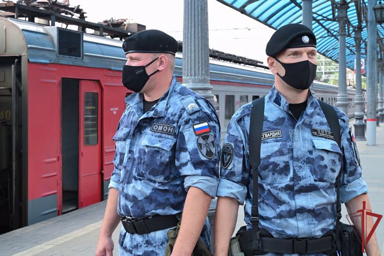 День образования отряда отмечает столичный ОМОН «Меч» на транспорте
