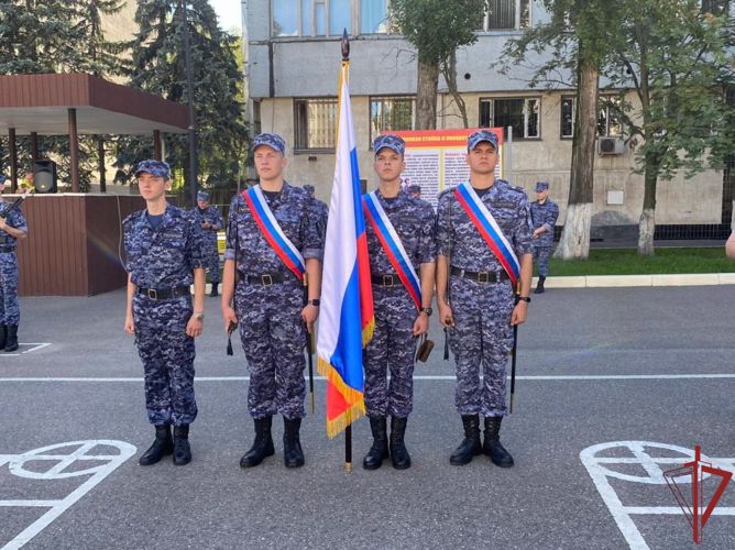 Более 100 сотрудников столичного главка Росгвардии завершили профессиональное обучение