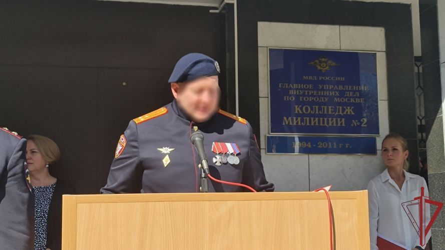 Столичные росгвардейцы поздравили курсантов с началом нового учебного года