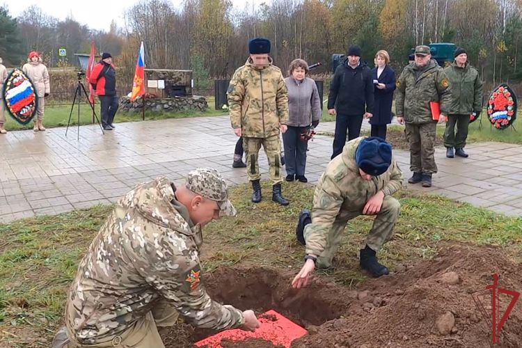 Сотрудники ОМОН «Авангард» приняли участие в захоронении бойца Красной Армии