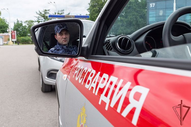 Парфюмерного воришку задержали росгвардейцы в Москве