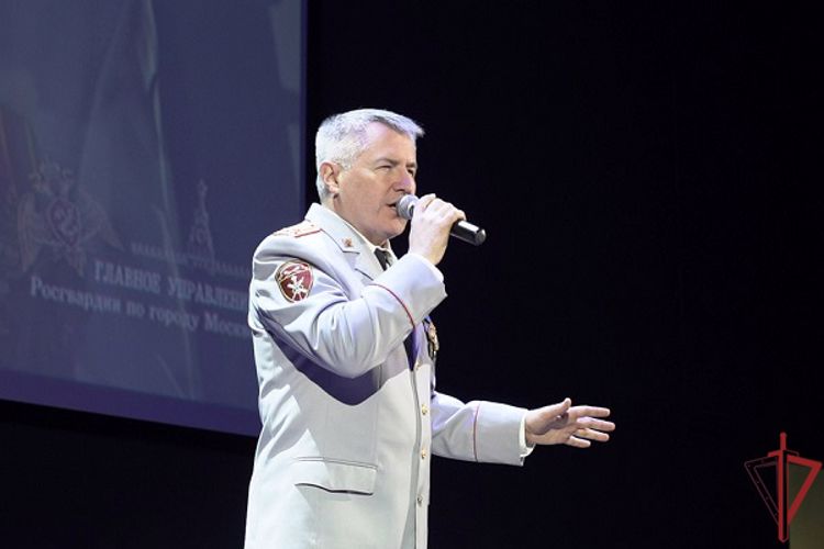 Вокальный ансамбль столичного главка выступил в МГУ им. М.В. Ломоносова