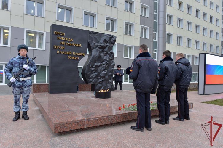 В столичном главке Росгвардии поздравили ветеранов