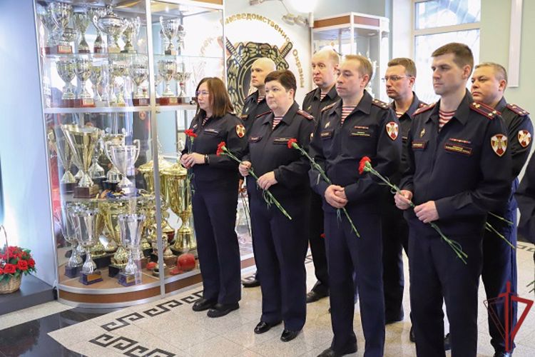 В столичном главке Росгвардии прошли мероприятия, посвященные памяти погибших правоохранителей