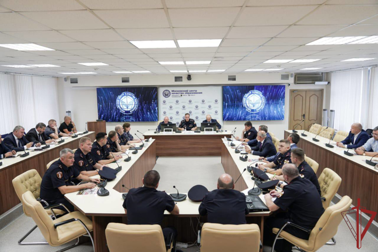 Около 6 тысяч  проверок охранных организаций проведено Центром лицензионно-разрешительной работы столичного главка Росгвардии 