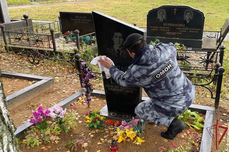 В столичном главке Росгвардии прошли мероприятия, посвященные памяти погибших правоохранителей