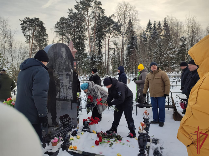 Сотрудники столичного ОМОН «Авангард» почтили память героя во Владимирской области