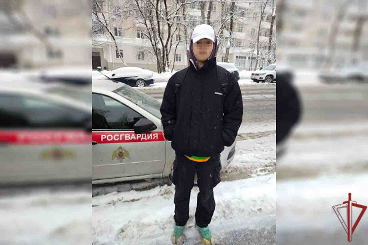 Курьера, подозреваемого в краже, задержали столичные росгвардейцы 