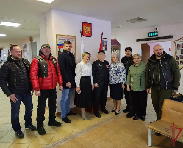 ОМОН «Авангард» и «Ночные волки» провели Урок мужества для московских школьников
