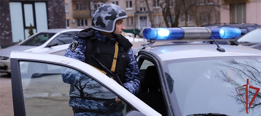 Росгвардейцы задержали мужчину, подозреваемого в сбыте наркотических веществ