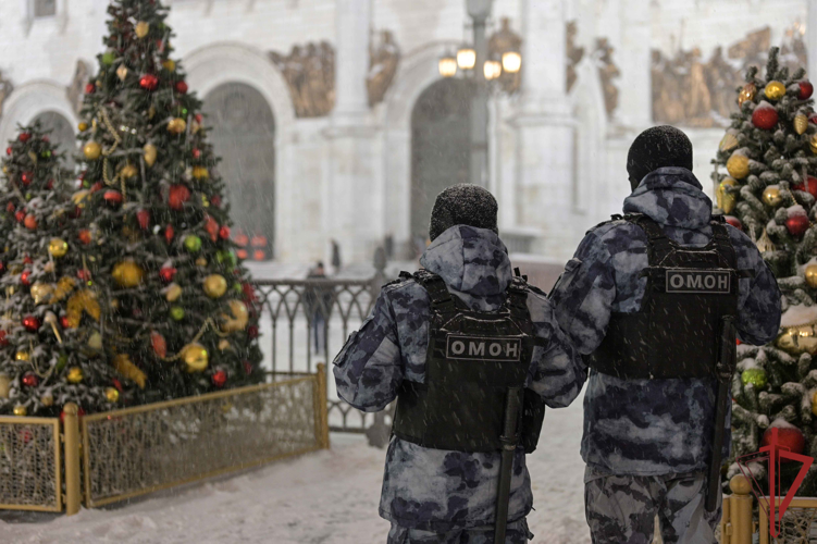 В Москве росгвардейцы обеспечили безопасность мероприятий в Крещение Господне