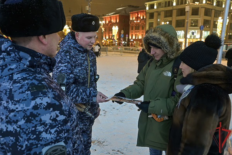Столичные росгвардейцы проводят акцию «Безопасный Новый год»