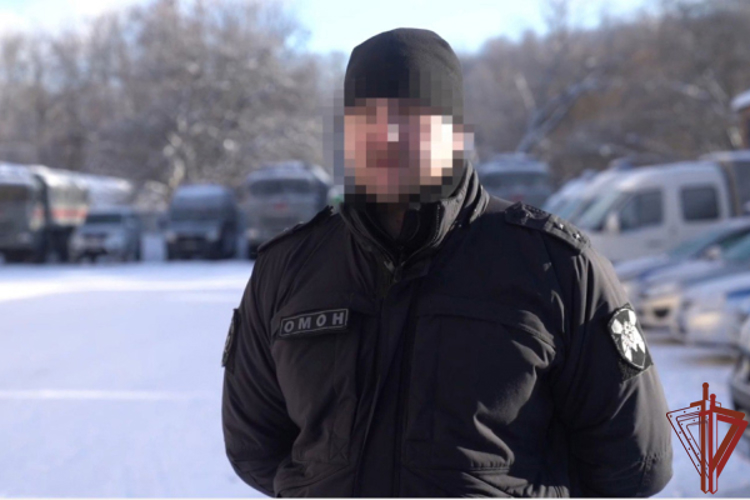 В Росгвардии помогли оставшейся без жилья в результате пожара многодетной семье сотрудника ведомства