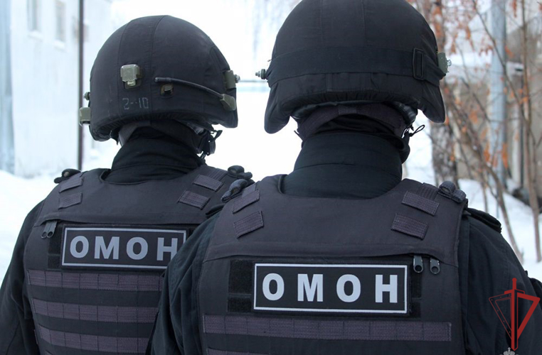 Спецназ Росгвардии задержал в столице банду аферистов в сфере ЖКХ