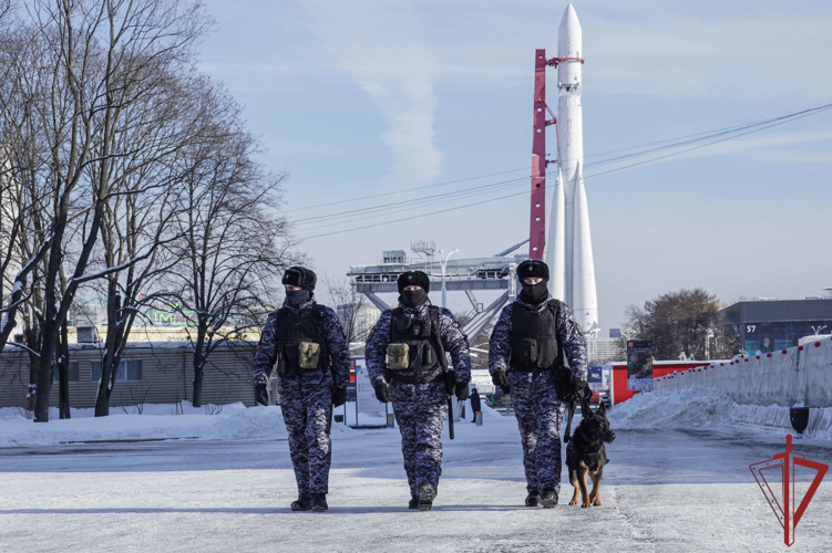 Росгвардия обеспечивает безопасность международной выставки-форума «Россия» на ВДНХ