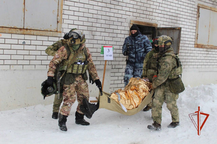 Соревнования по тактической медицине среди спецподразделений Росгвардии завершились в Москве (видео)