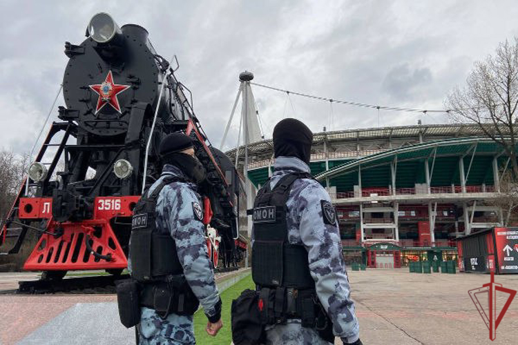 Росгвардейцы обеспечили правопорядок на футбольных  матчах  в Москве