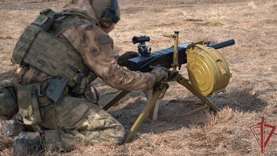 Завершился полевой выход ОМОН «Авангард» на одном из полигонов Подмосковья (видео)