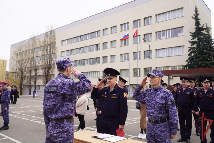 Выпуск росгвардейцев, прошедших профессиональное обучение состоялся в г. Москве (видео)