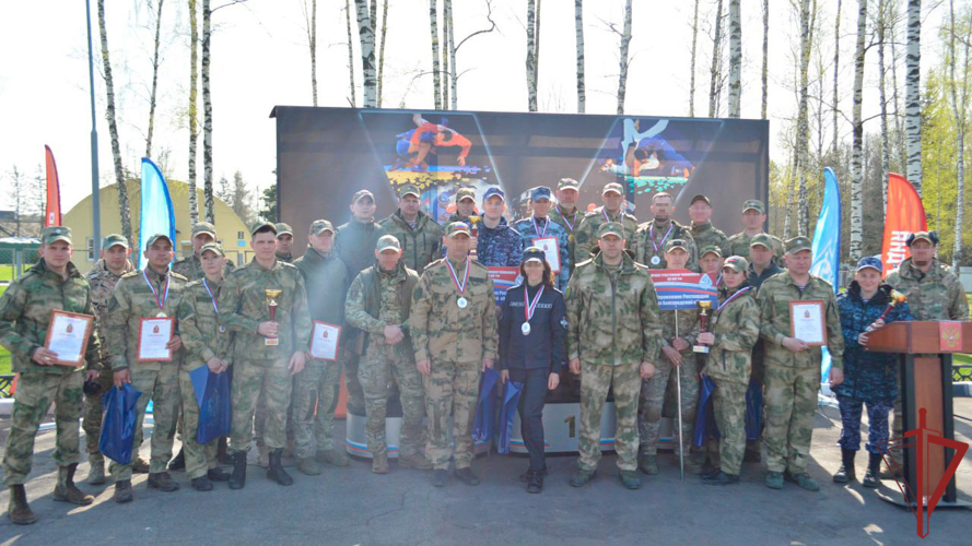 Офицеры ОМОН «Авангард» стали призёрами чемпионата Центрального округа Росгвардии по стрельбе