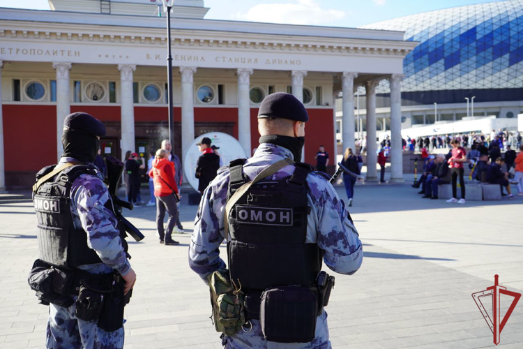 Правопорядок на футбольном матче кубка России обеспечили росгвардейцы в Москве