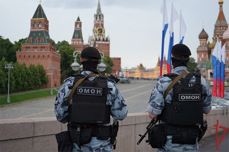В День России Росгвардия обеспечила безопасность на праздничных мероприятиях в Москве