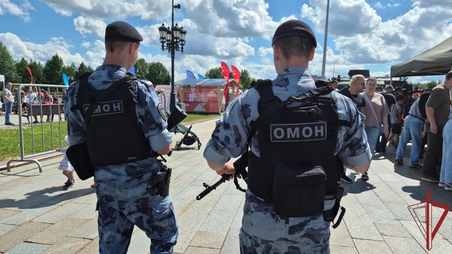 Столичные росгвардейцы продемонстрировали свое мастерство на Поклонной горе